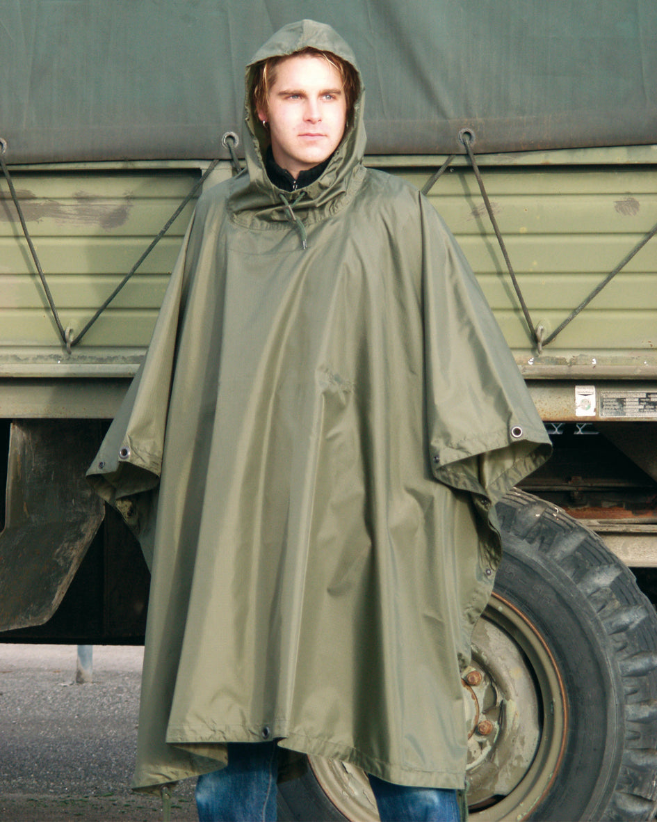 PONCHO PE R/S 780GR. in 4. Farben