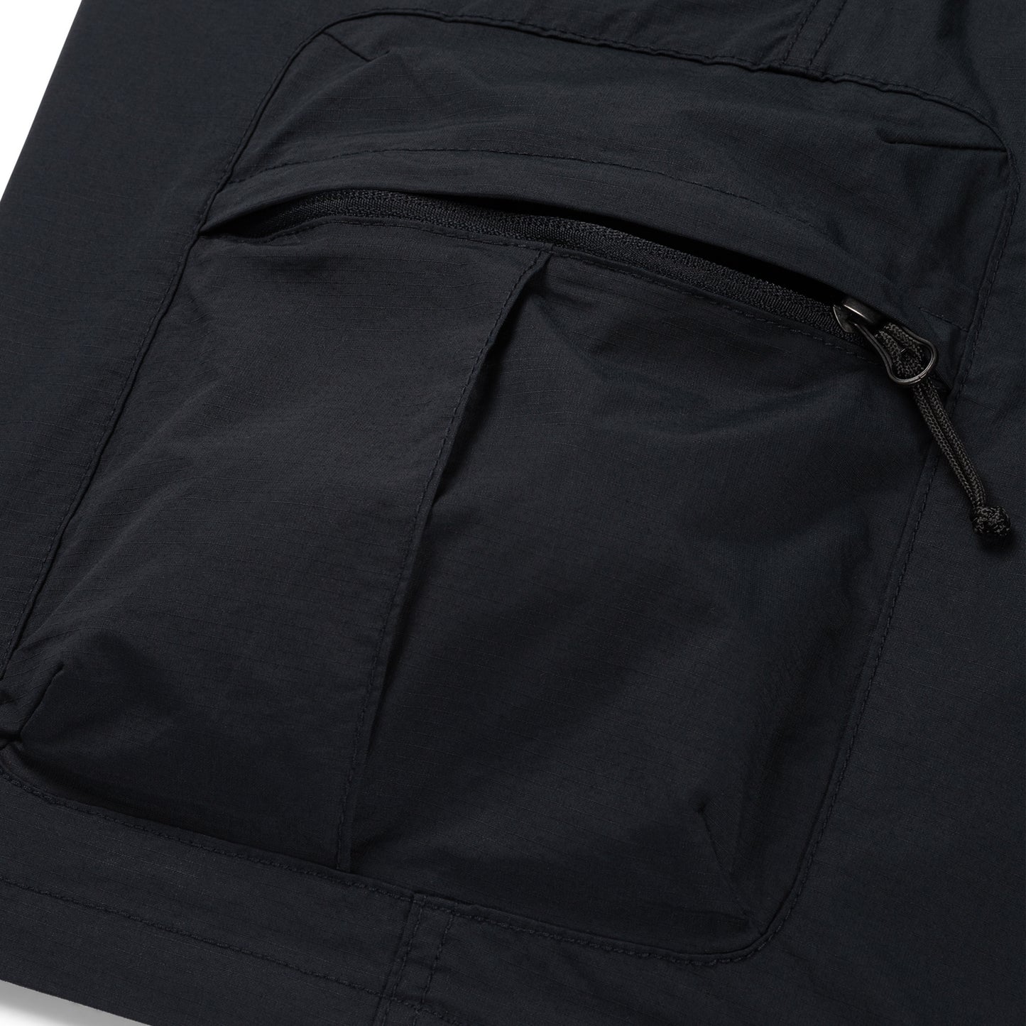 TRAIL SHORTS in 2. Farben