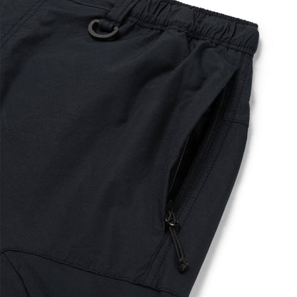 TRAIL SHORTS  in 2. Farben